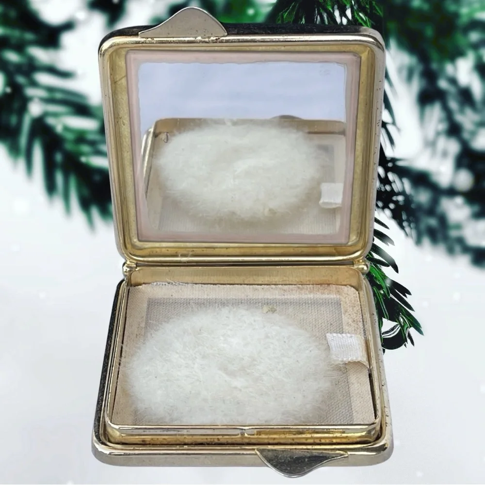 Vintage Compact Powder Puff Black Embroidered  Gold Twist Clasp See pics